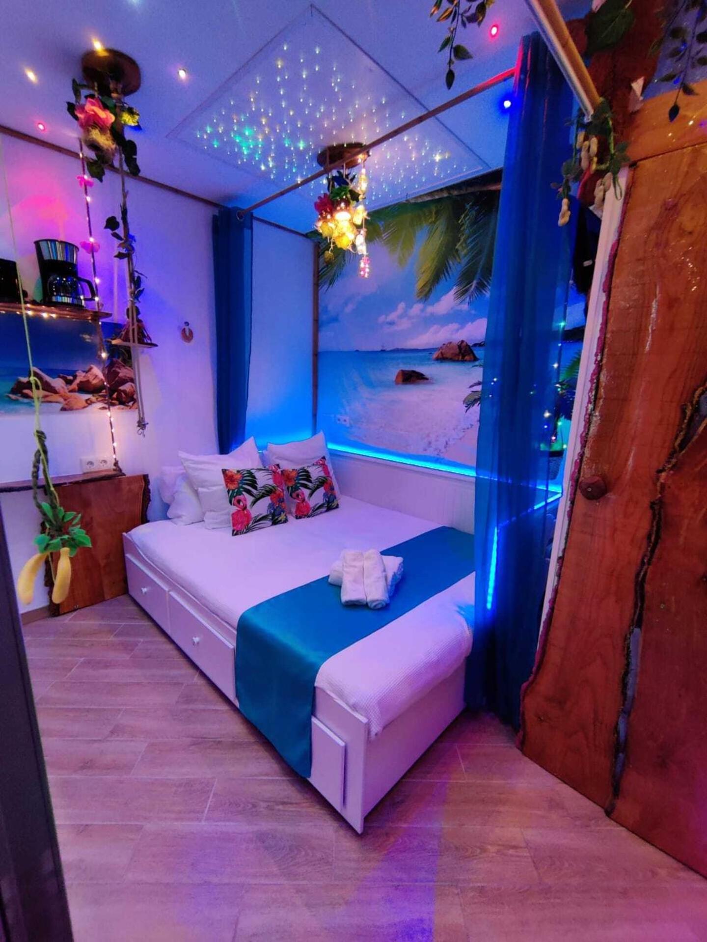 Wonder Room Paraiso Magico Habitacion Nerja Eksteriør billede