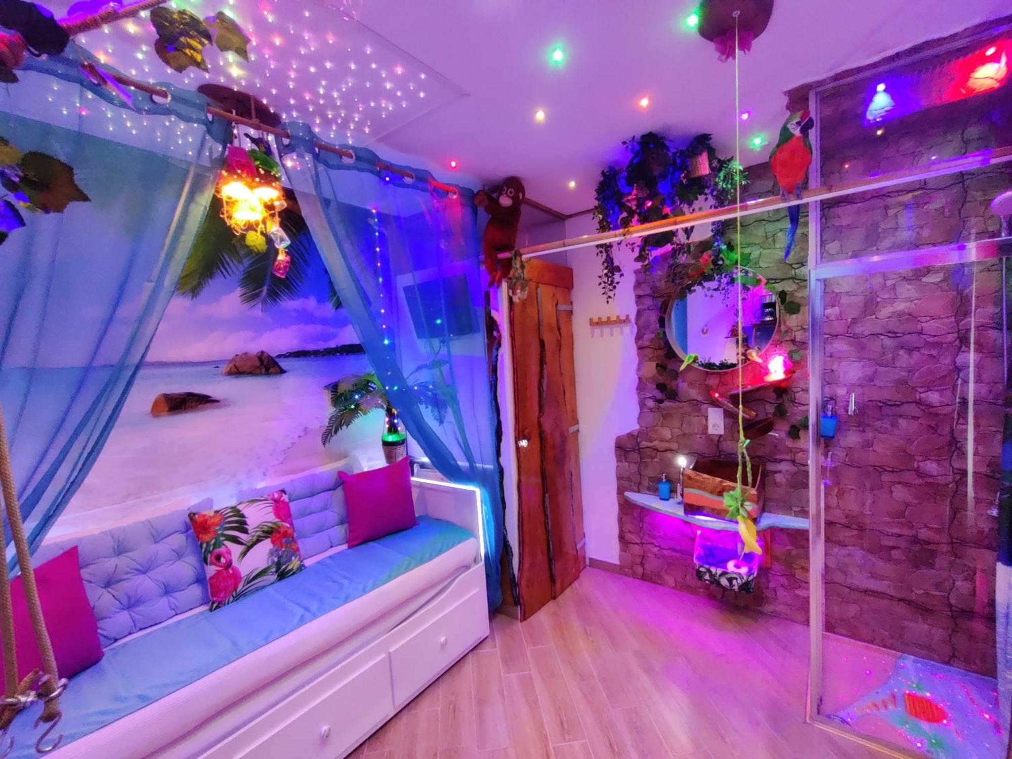 Wonder Room Paraiso Magico Habitacion Nerja Eksteriør billede